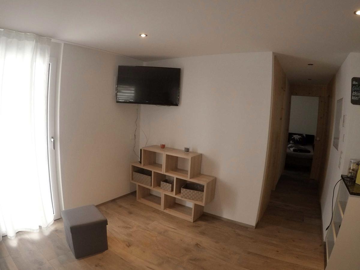 Haus Baracca Apartment Vella Ngoại thất bức ảnh