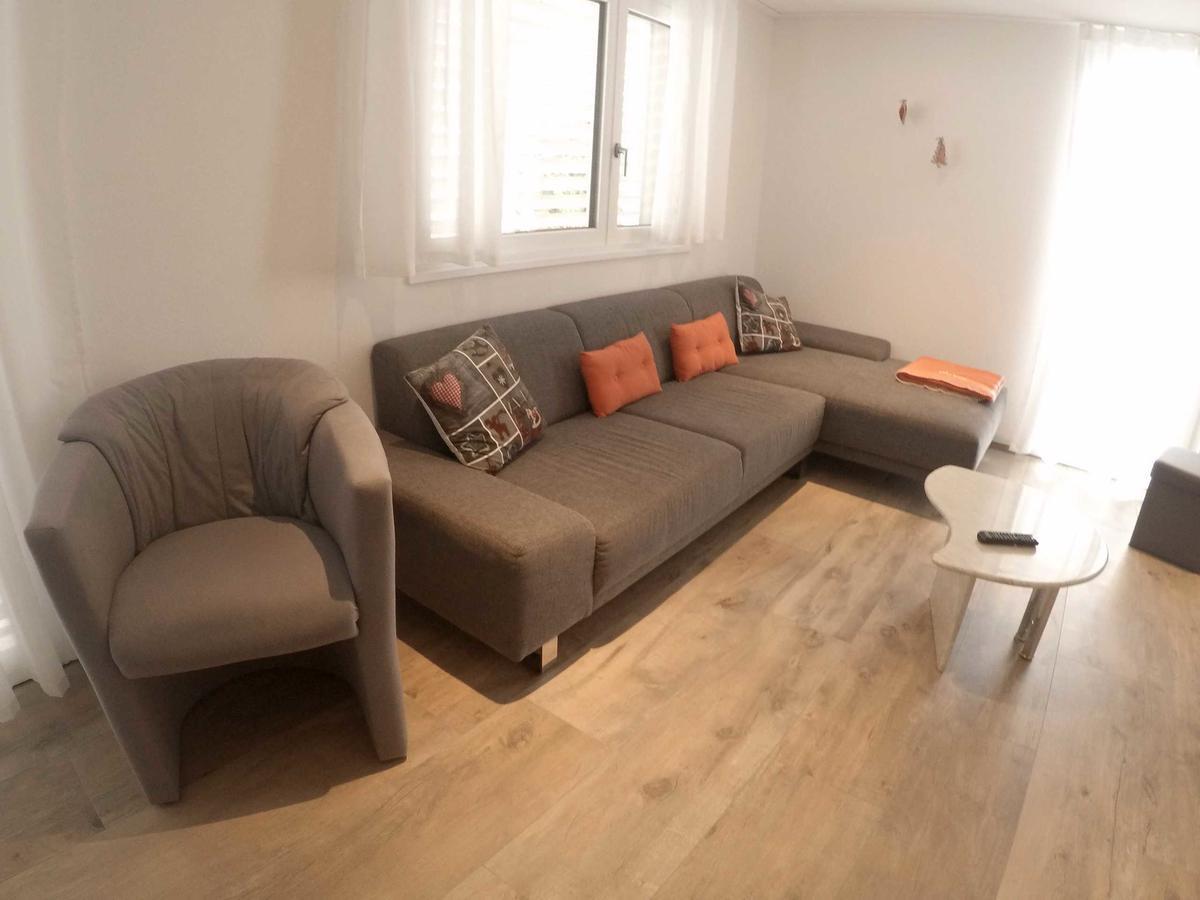 Haus Baracca Apartment Vella Ngoại thất bức ảnh