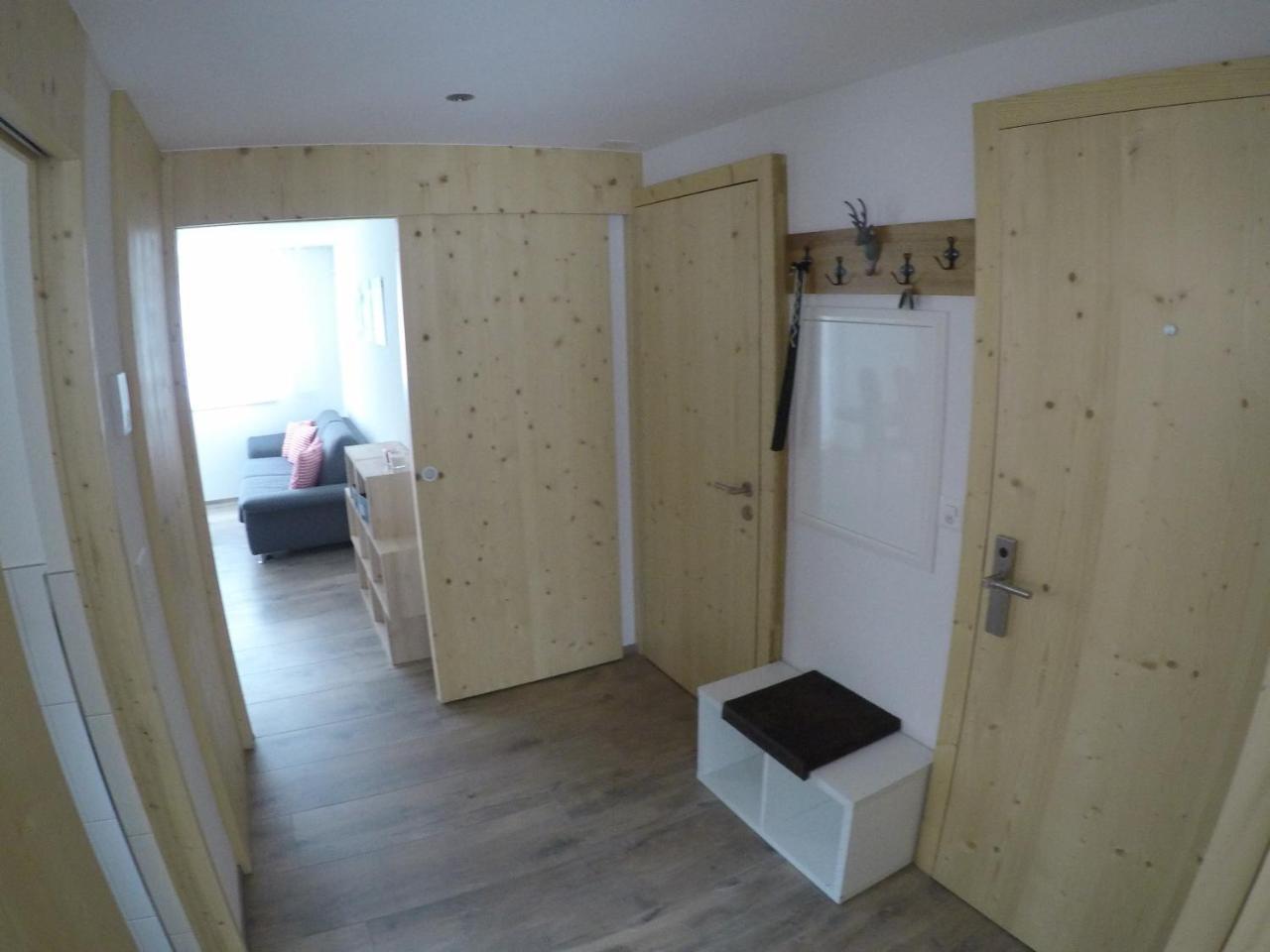 Haus Baracca Apartment Vella Ngoại thất bức ảnh