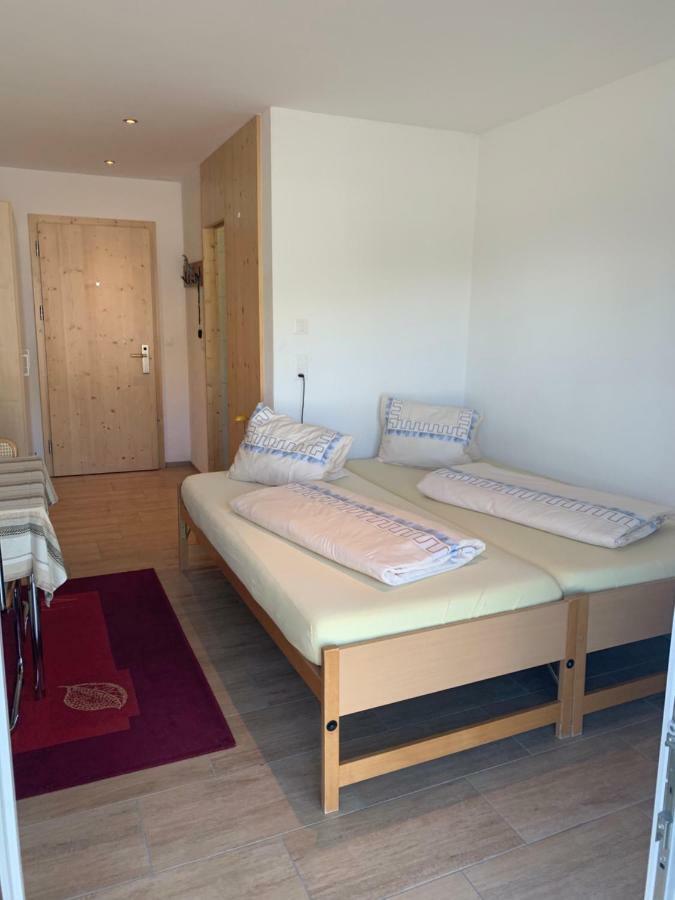 Haus Baracca Apartment Vella Ngoại thất bức ảnh